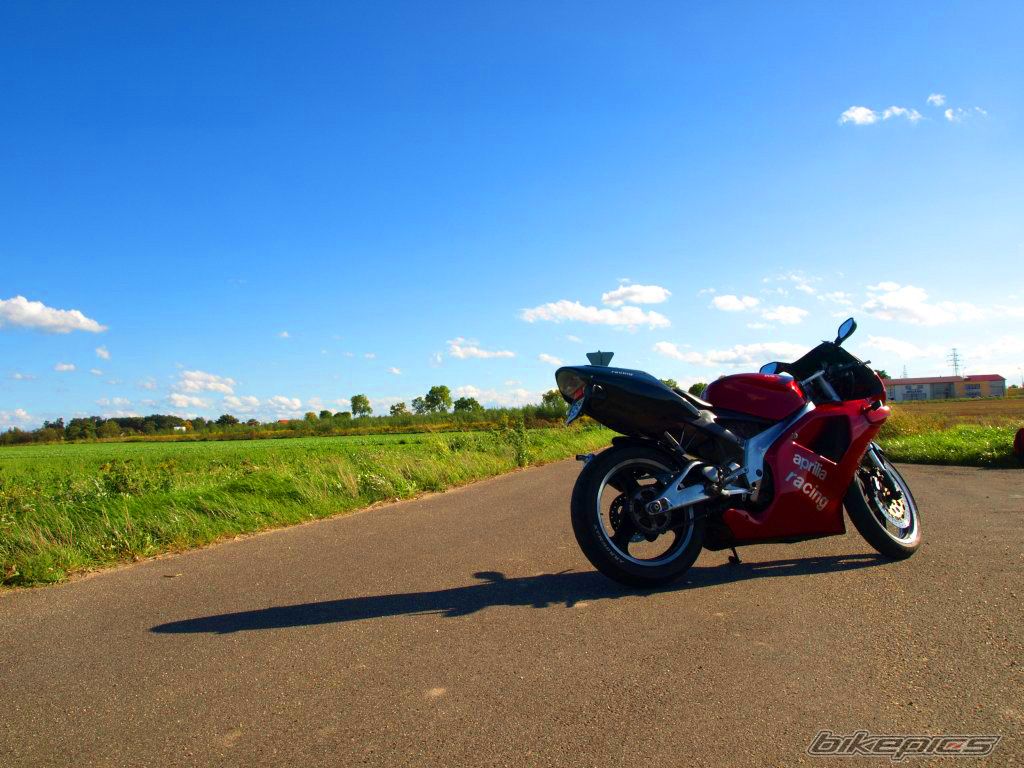 Photo 2072310