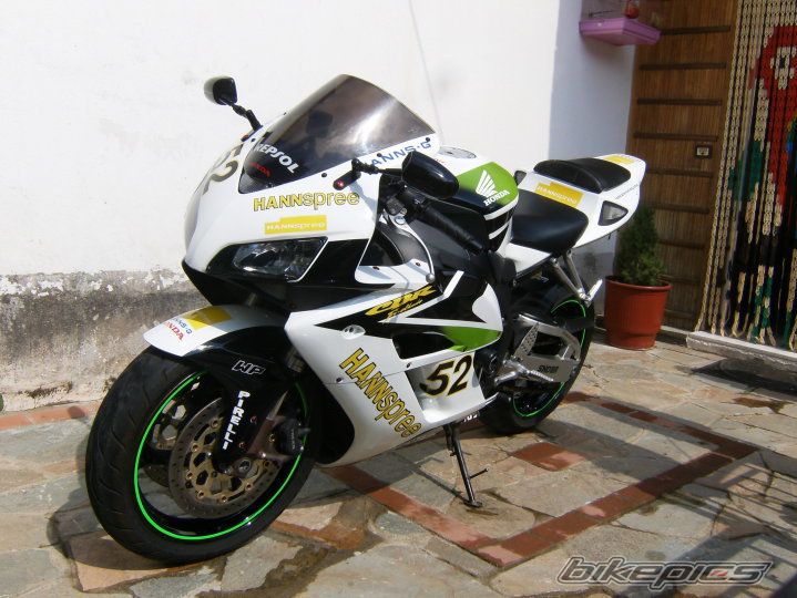 Photo 2072424