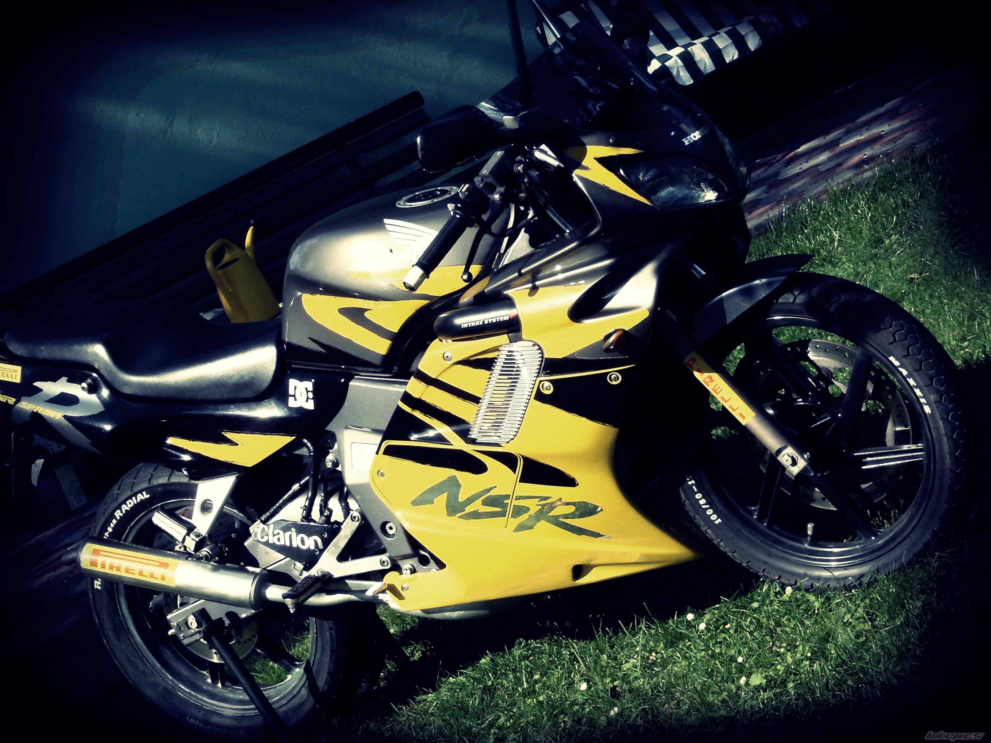 Photo 2072724
