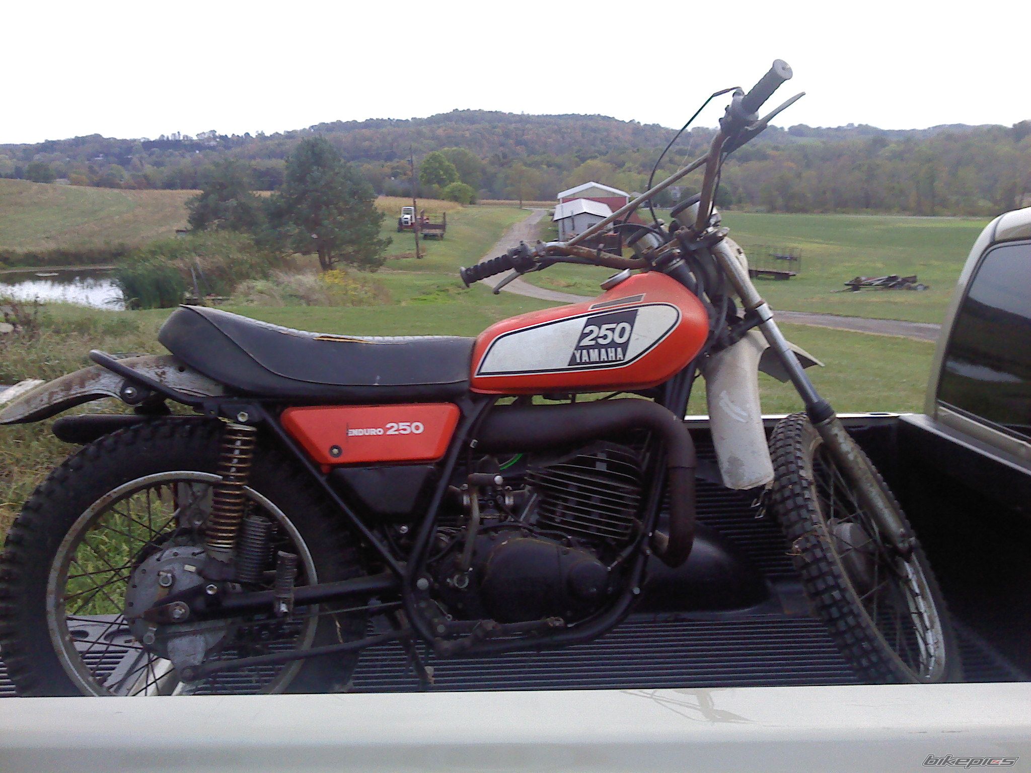 Photo 2072805