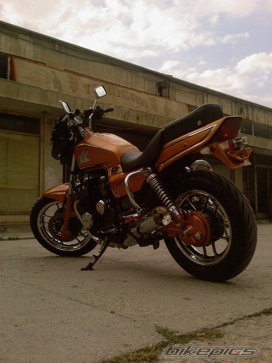 Photo 2072836