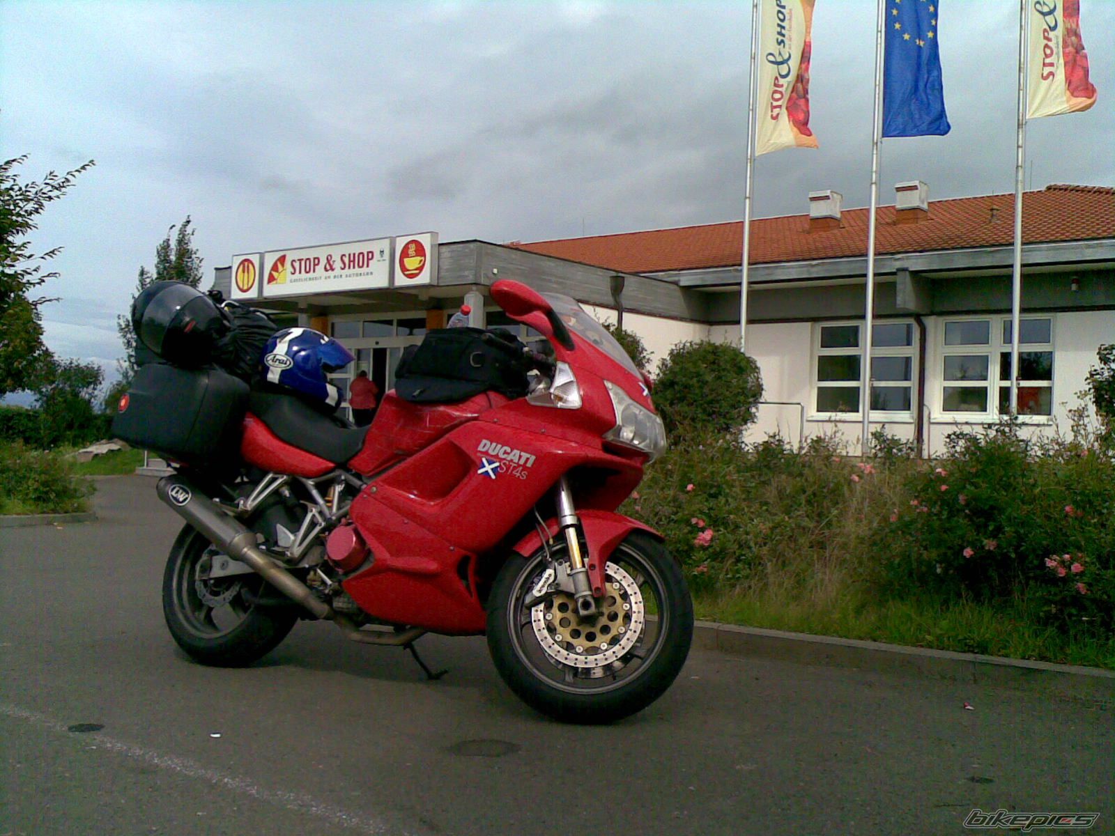 Photo 2072940