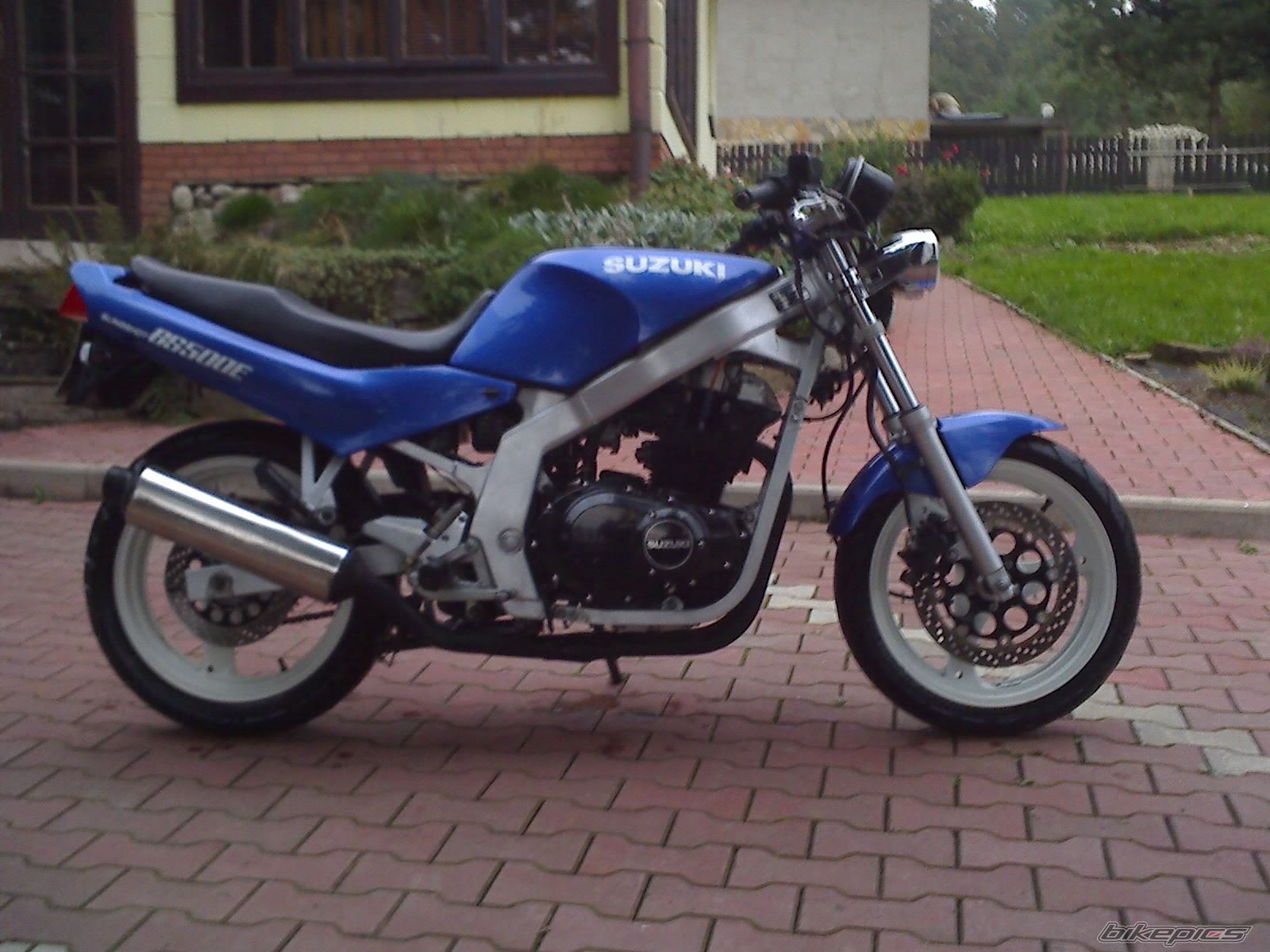 Photo 2073109
