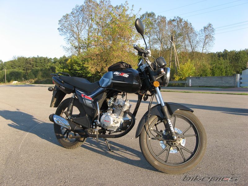 Photo 2073252