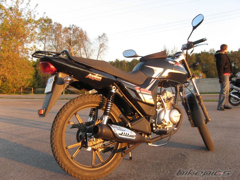 Photo 2073270