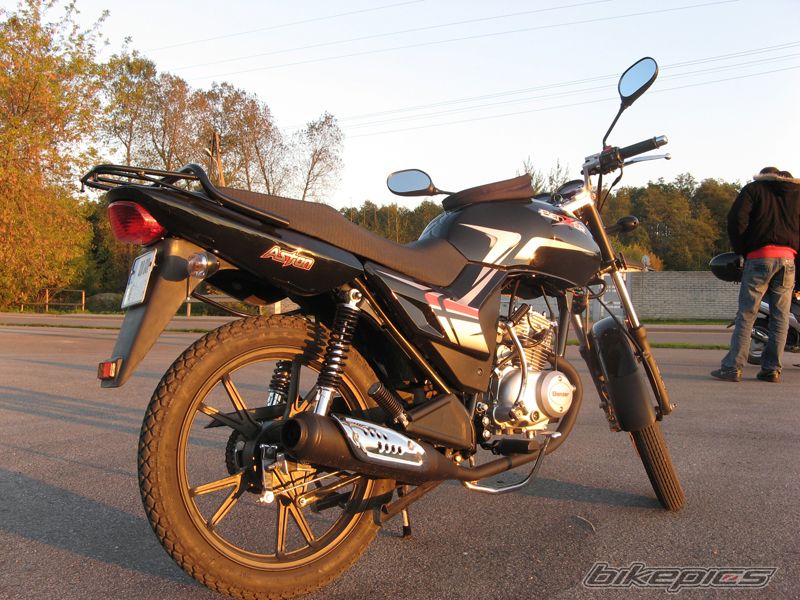 Photo 2073272