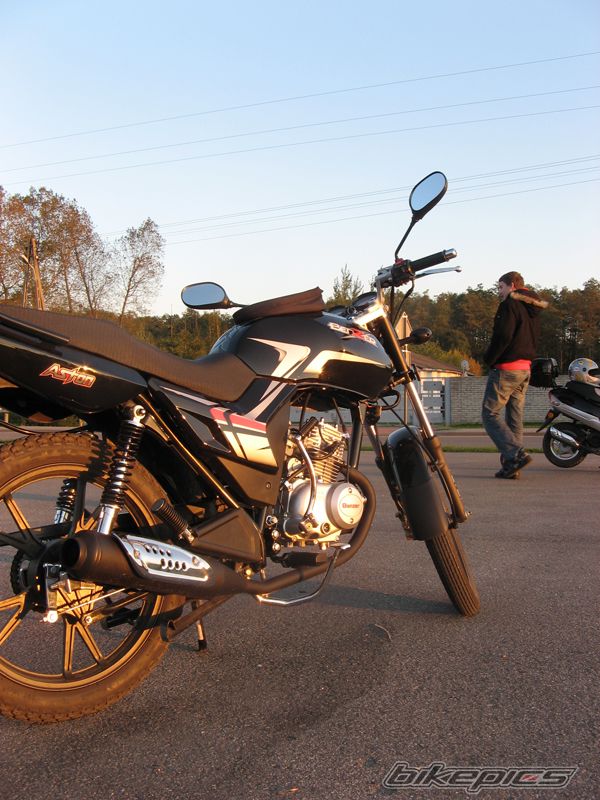Photo 2073275