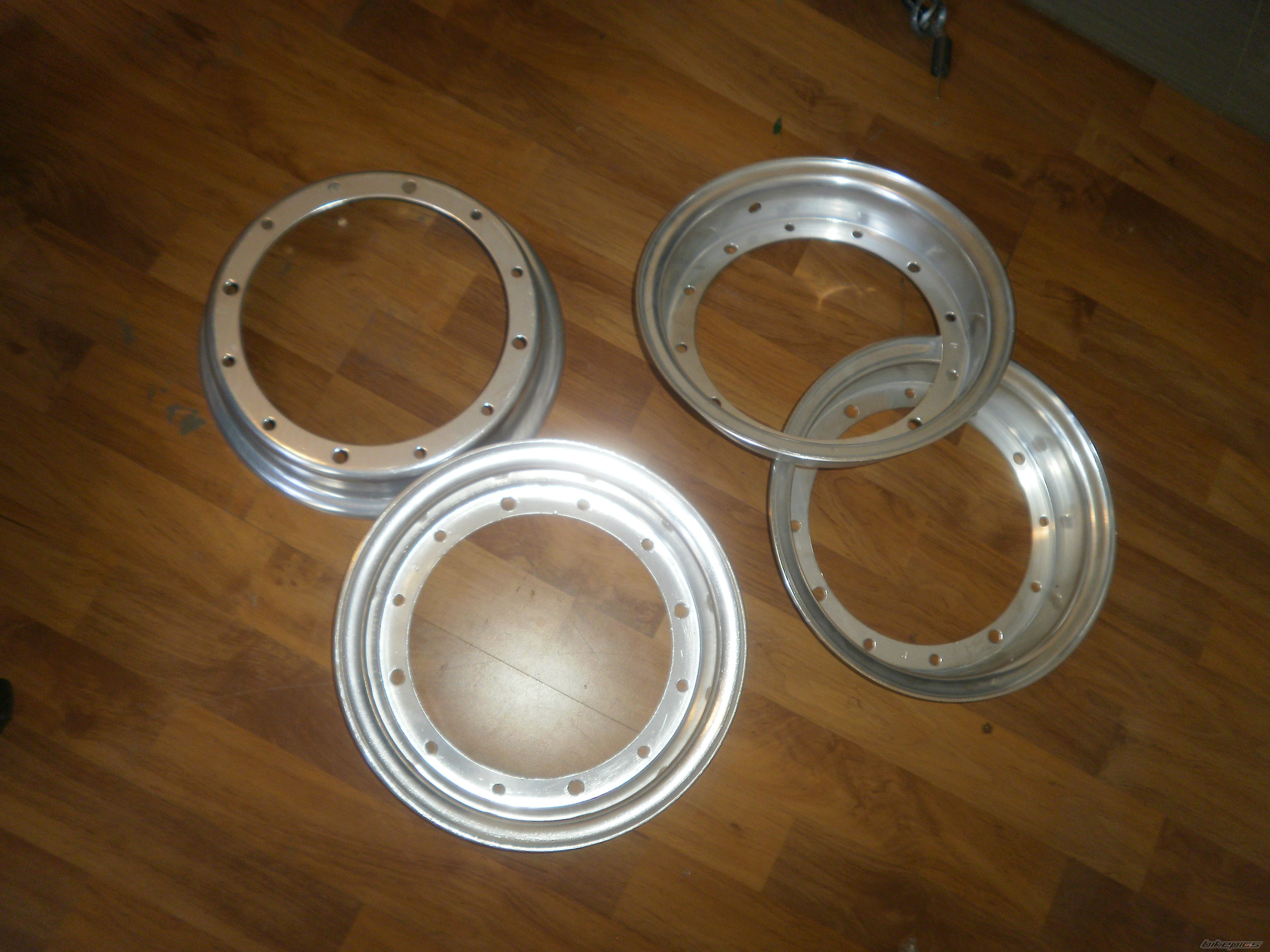Photo 2073579