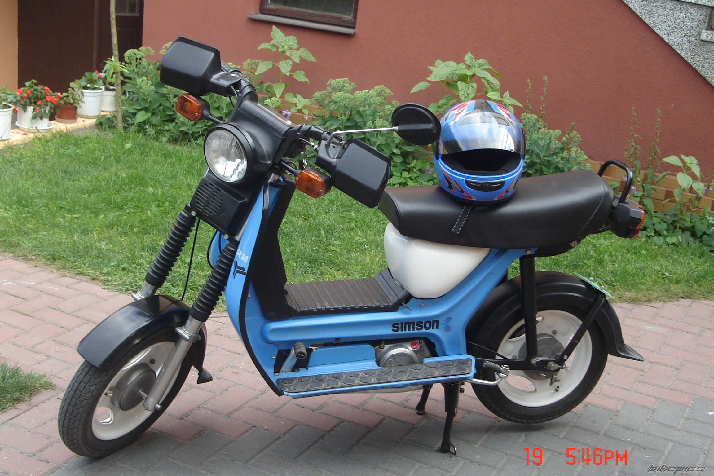 Photo 2073710