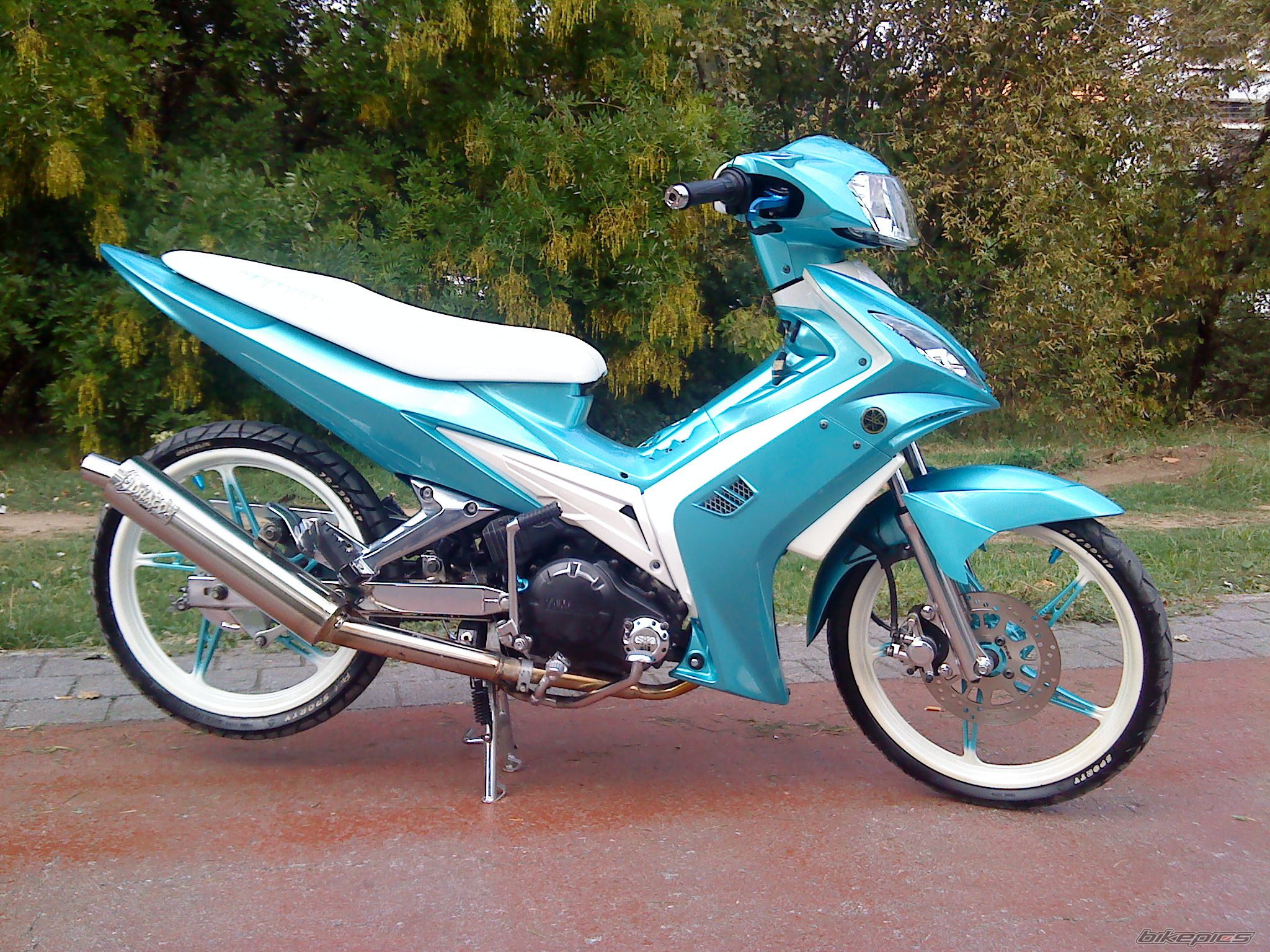 Photo 2073725