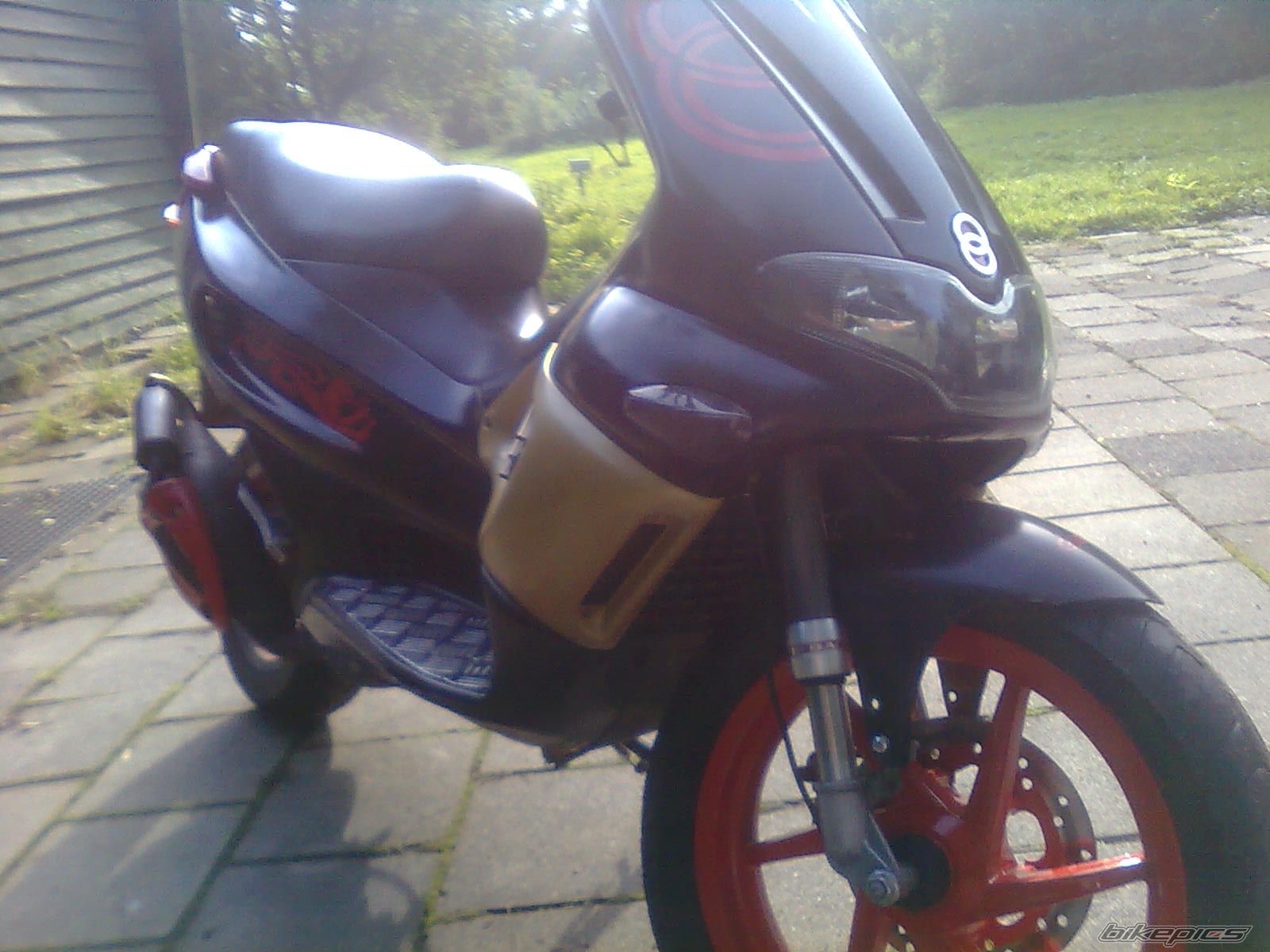 Photo 2073785