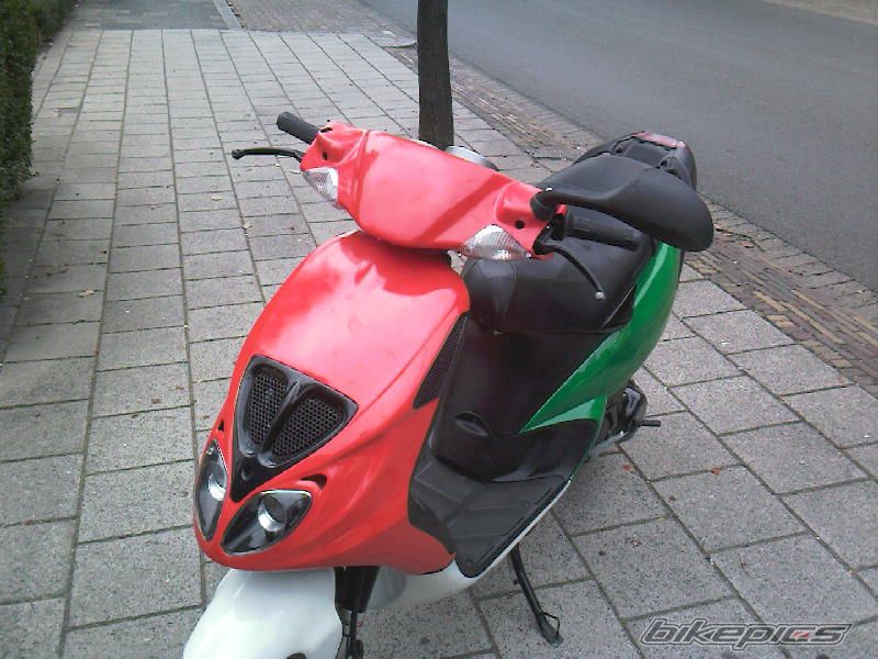 Photo 2073791