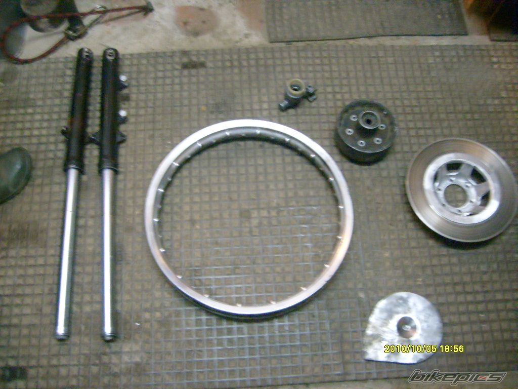 Photo 2073806