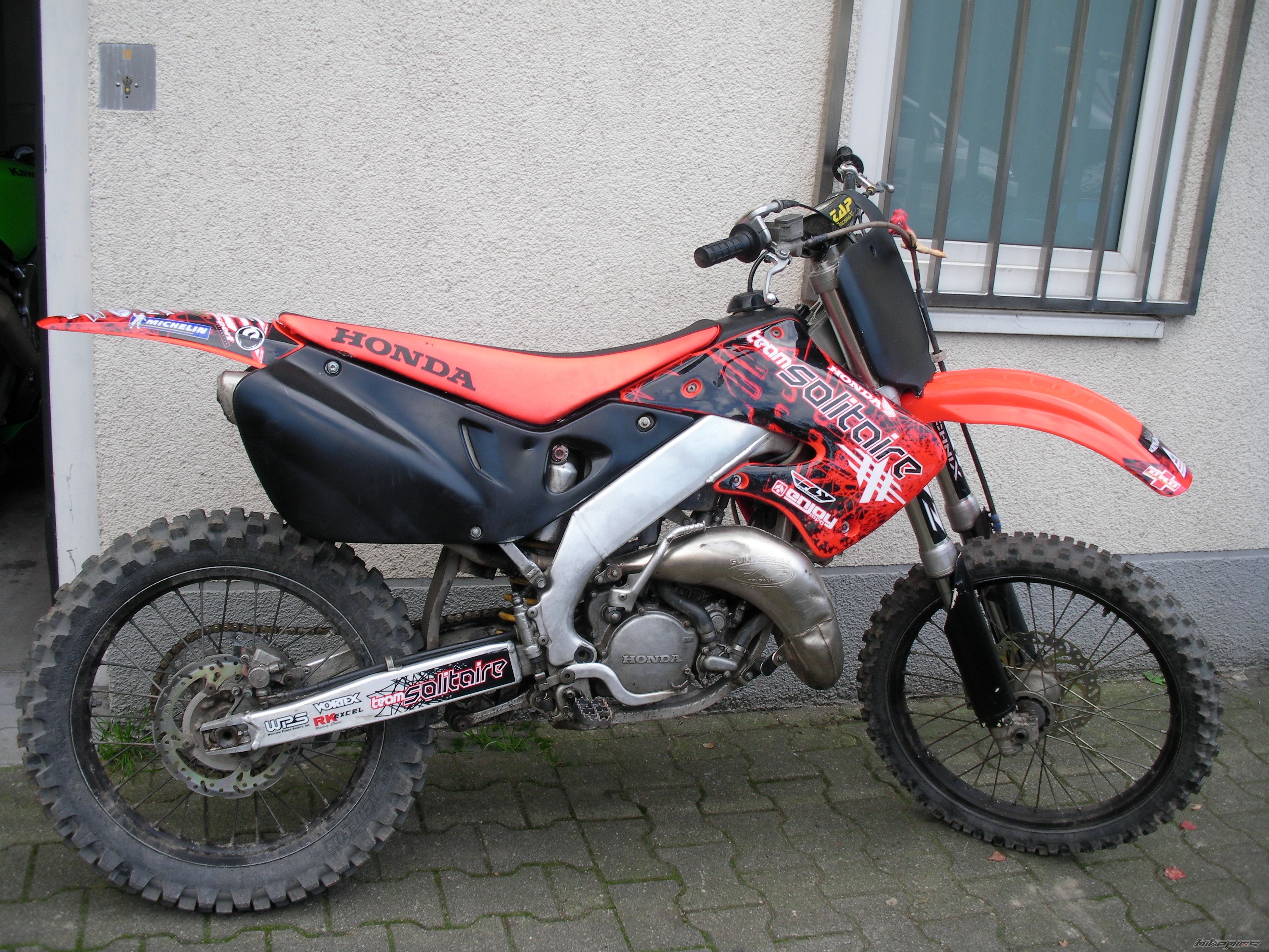 Photo 2073861