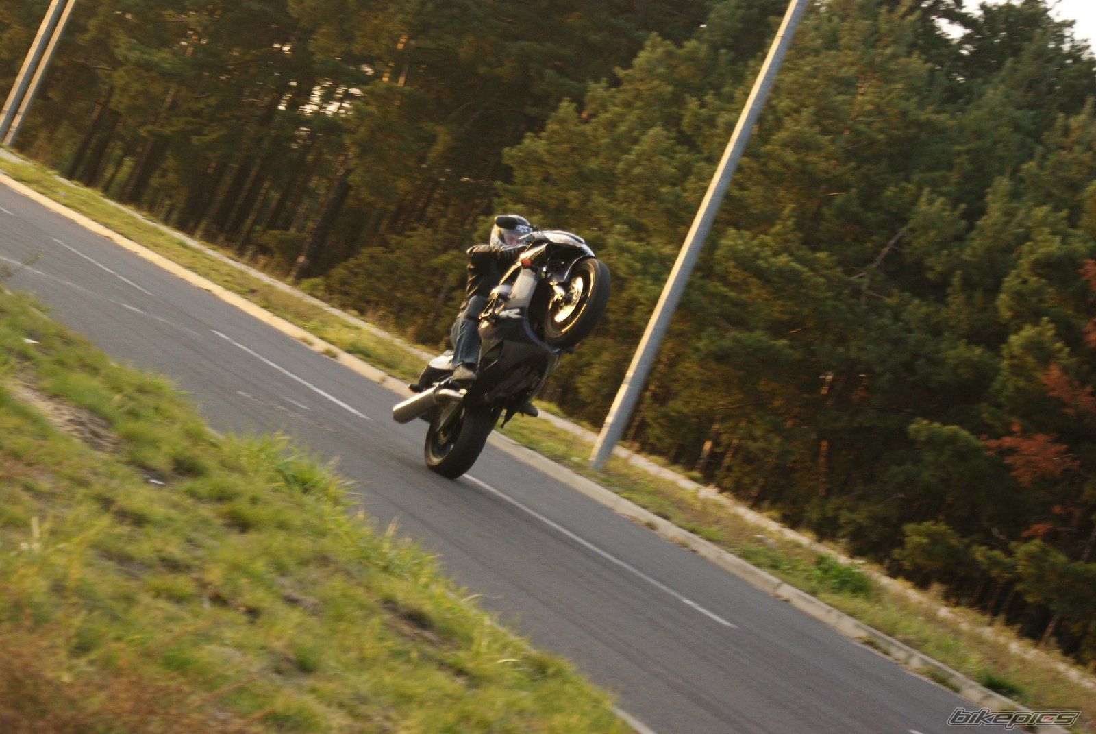 Photo 2074098