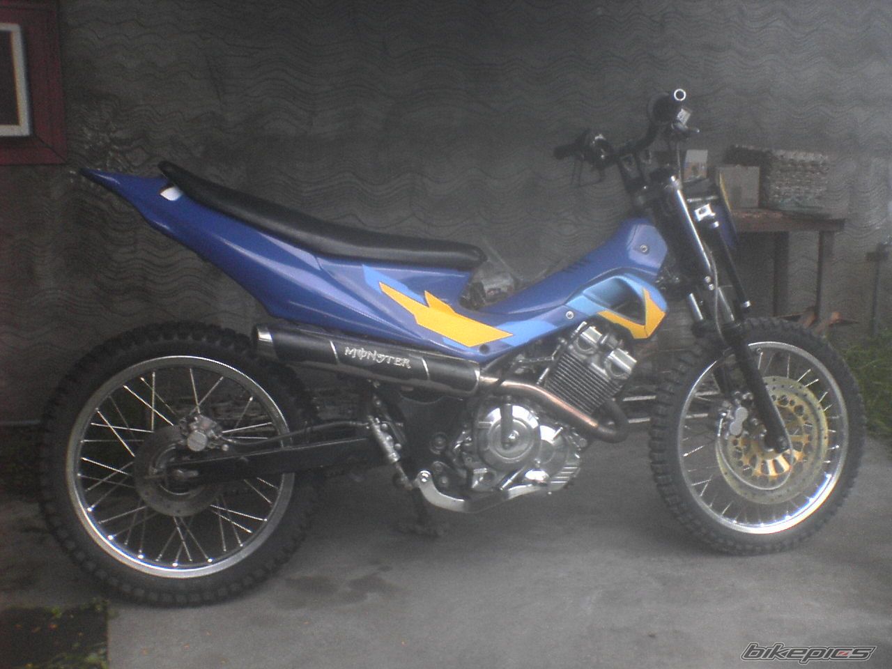 Photo 2074672