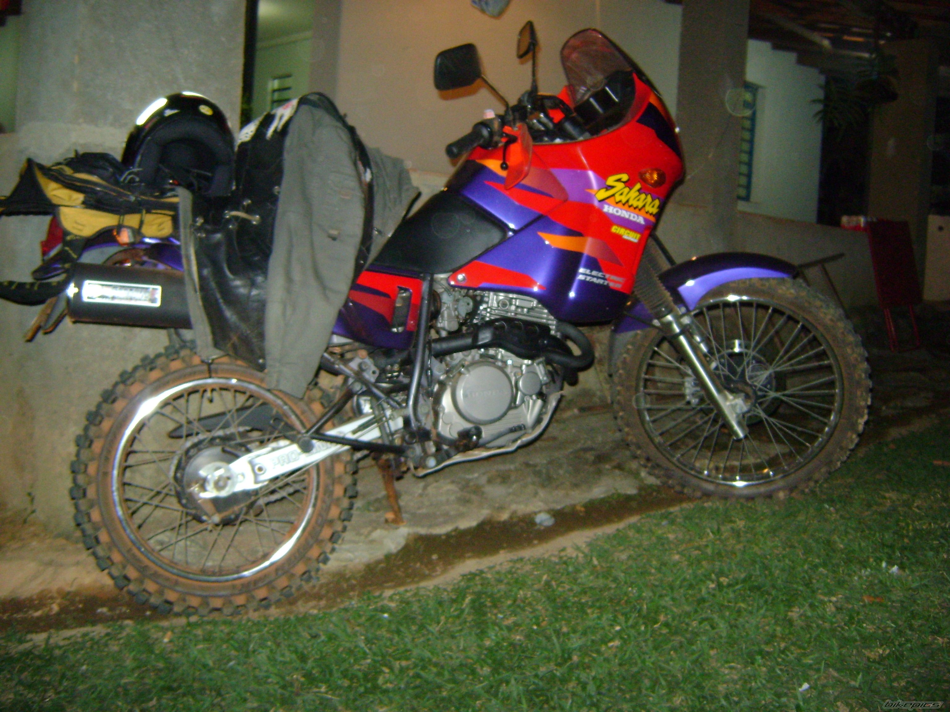 Photo 2074829