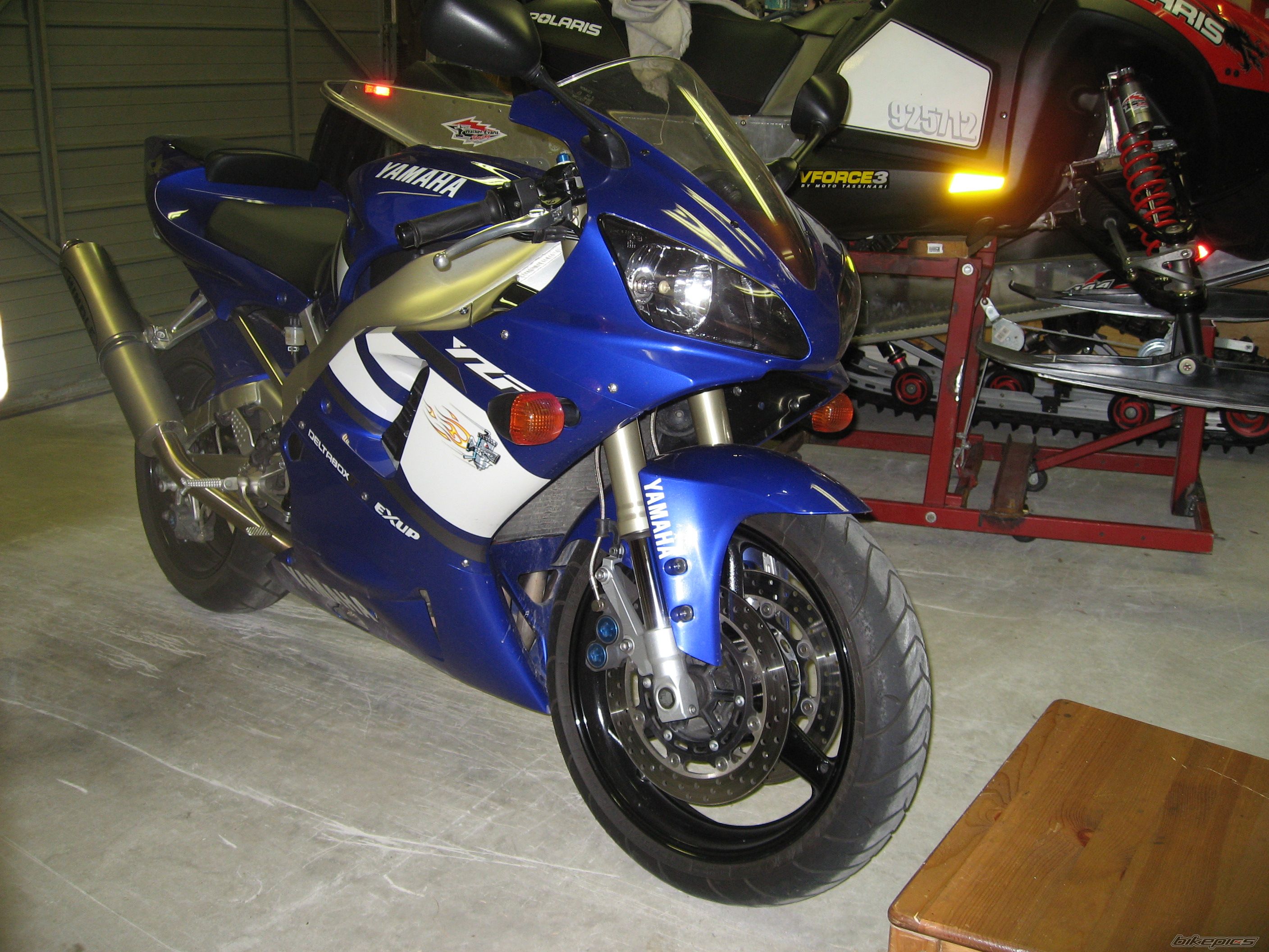 Photo 2074953