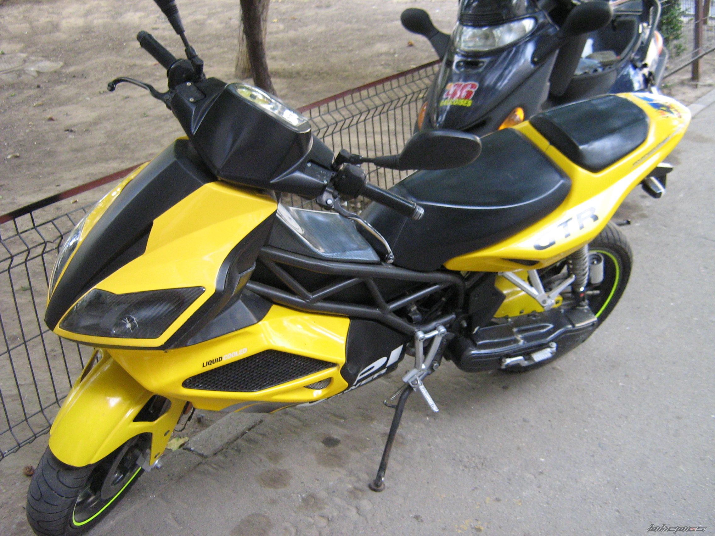 Photo 2074959