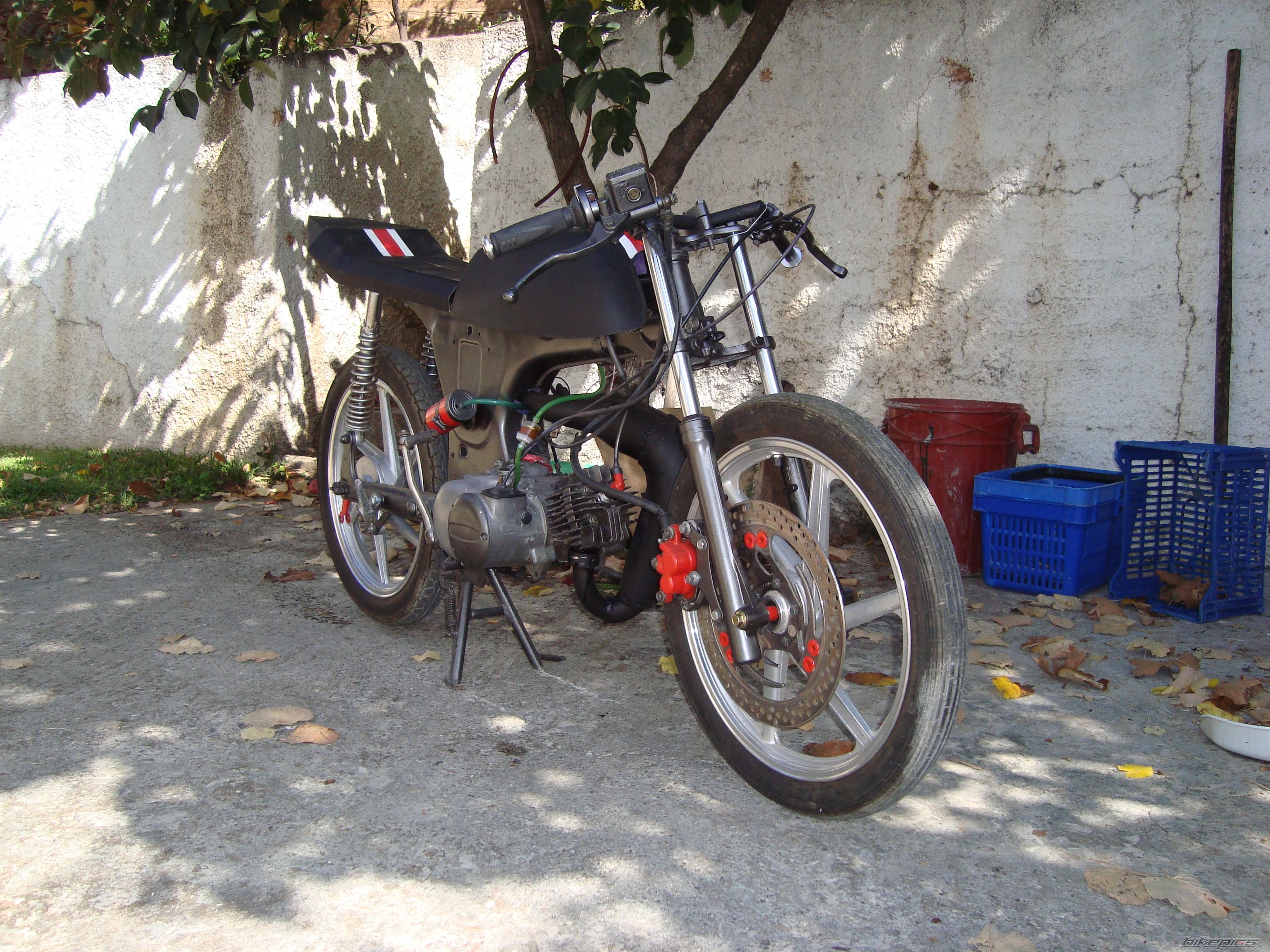 Photo 2075180