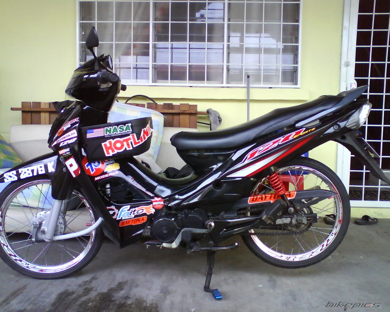 Photo 2075226