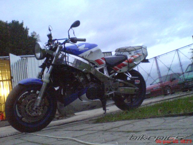Photo 2075413