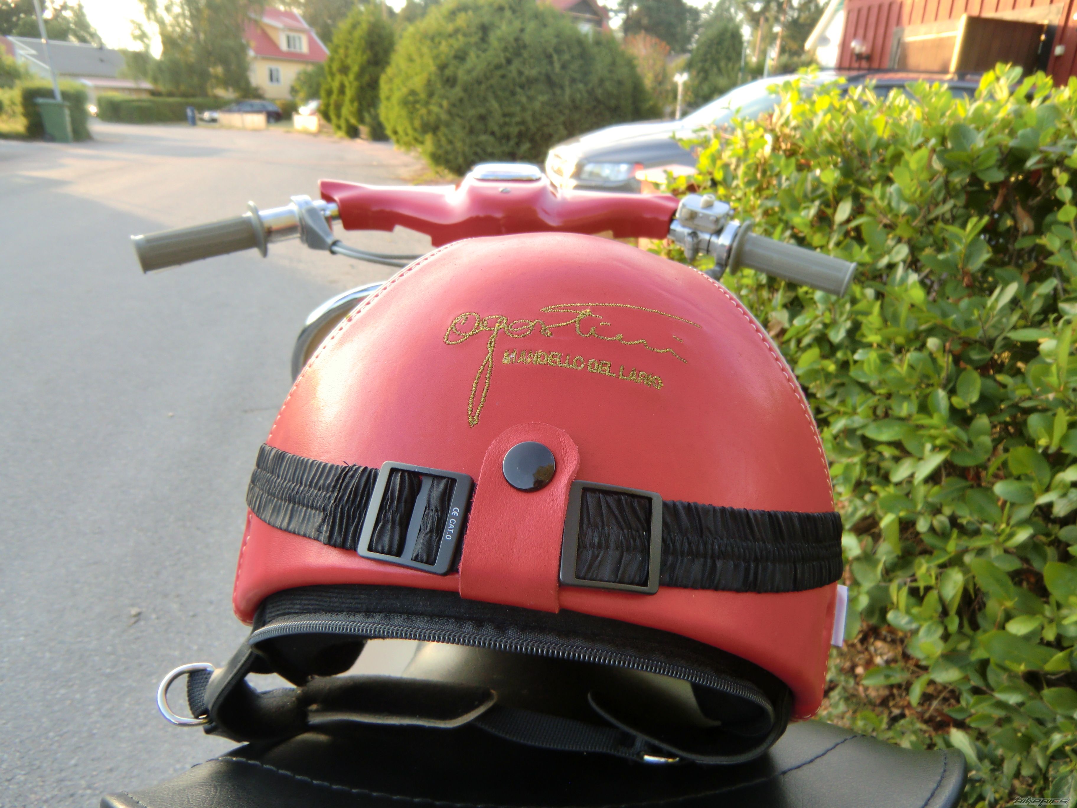 Photo 2075716