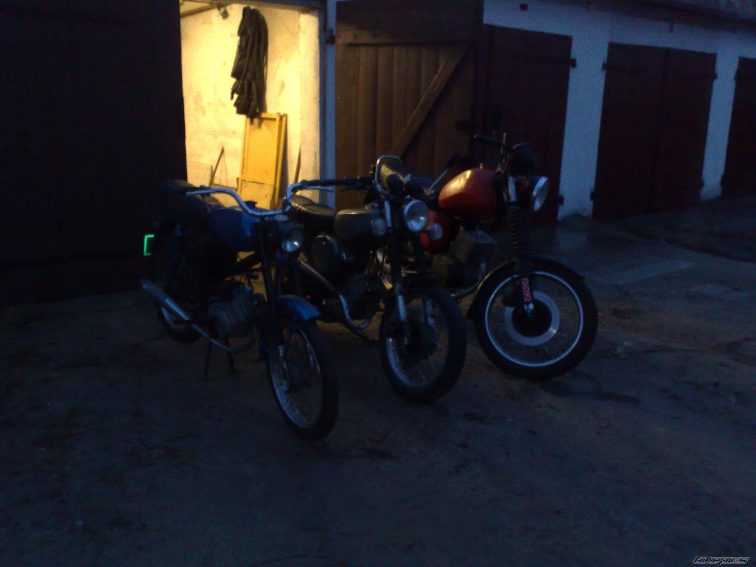 Photo 2075721