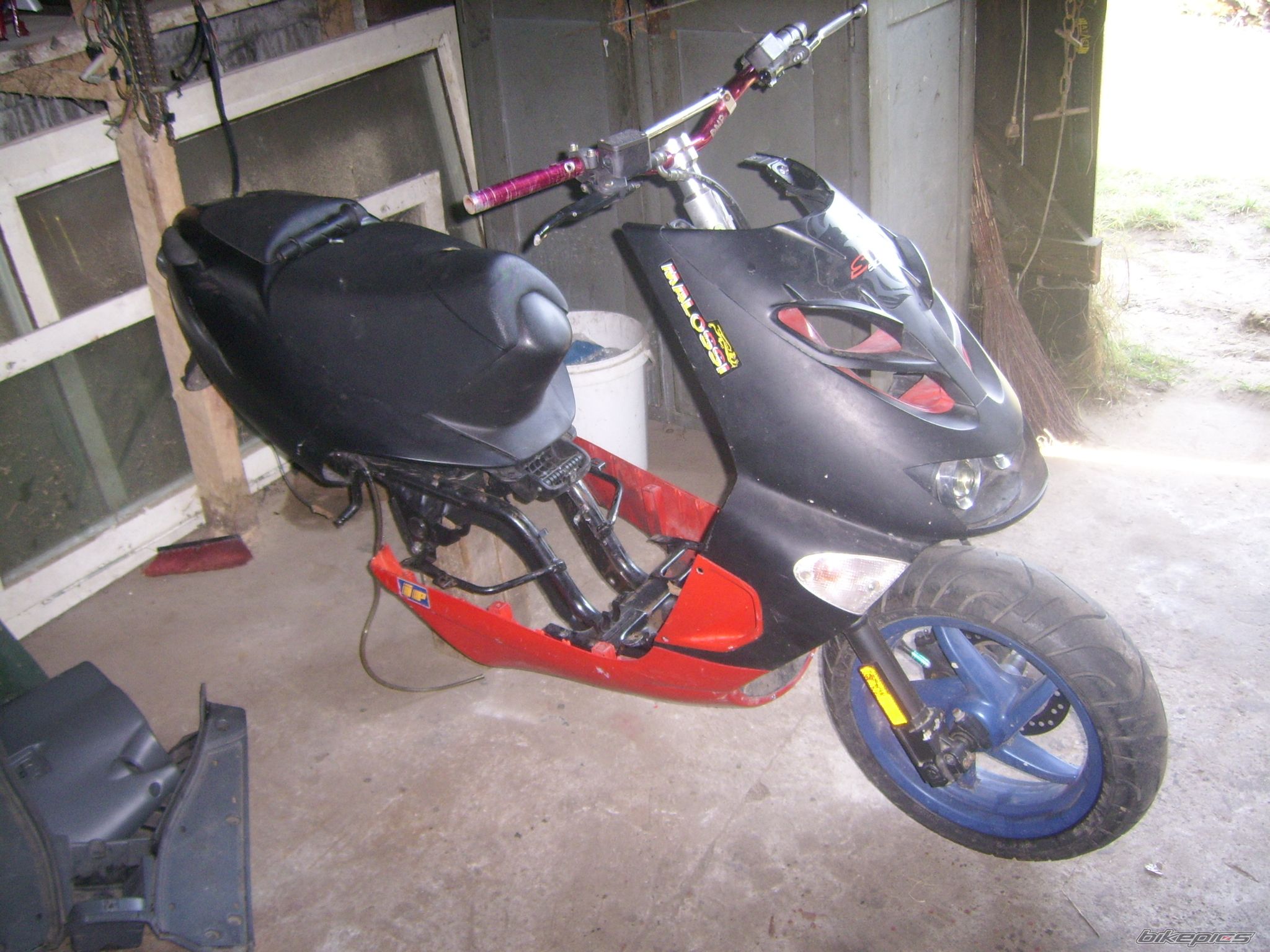 Photo 2075743