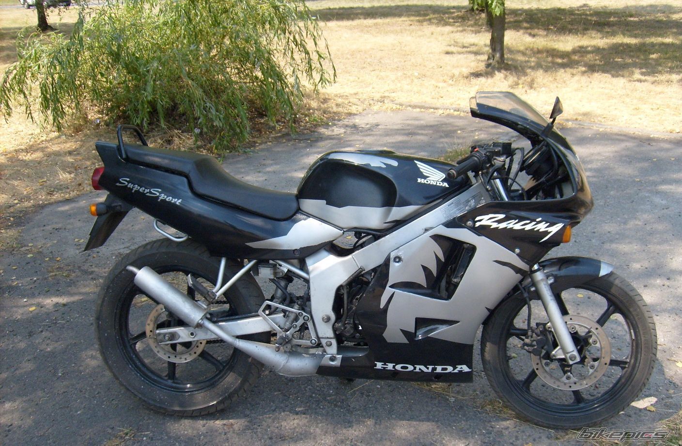 Photo 2075795