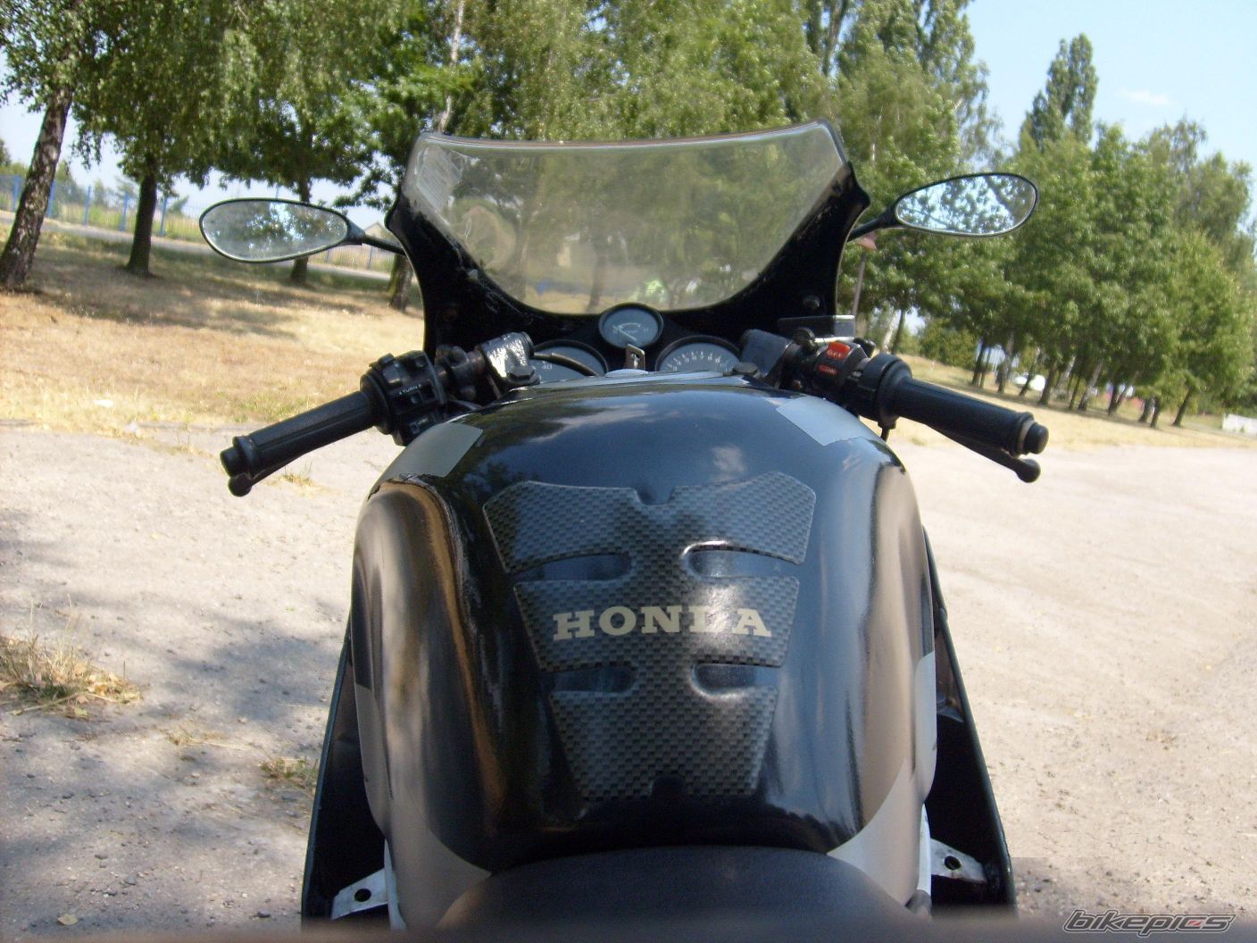 Photo 2075796