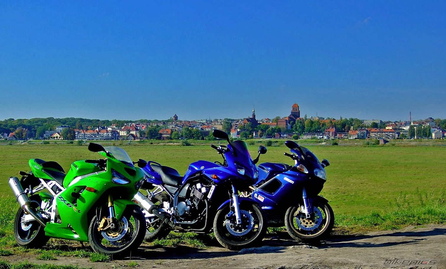 Bike Photo 2075812