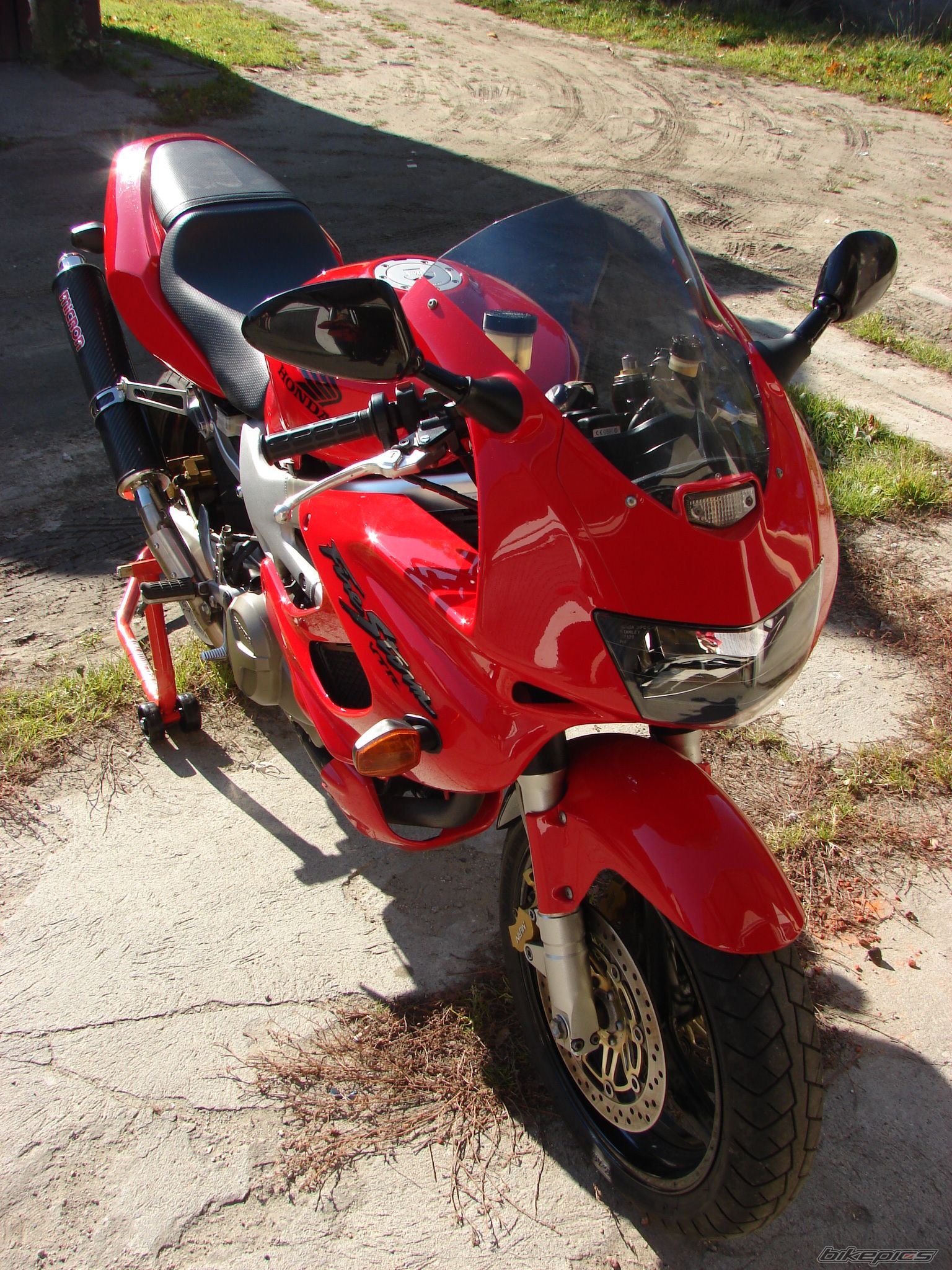 Photo 2075895