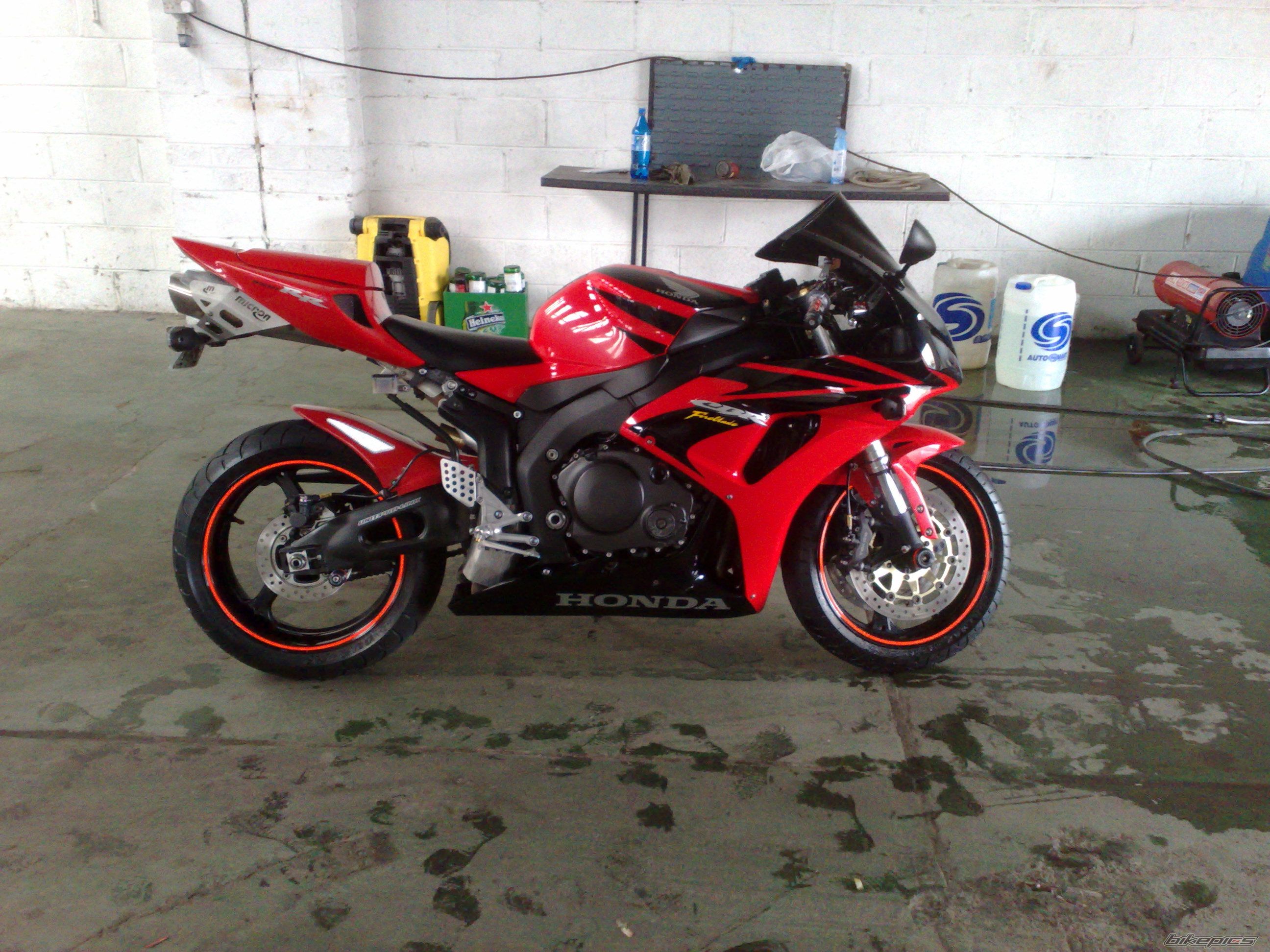 Photo 2075939