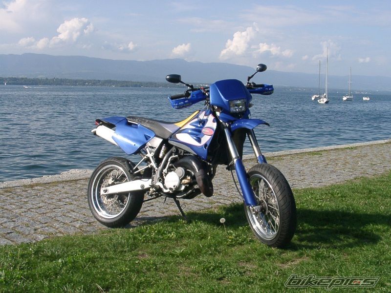 Photo 2076169