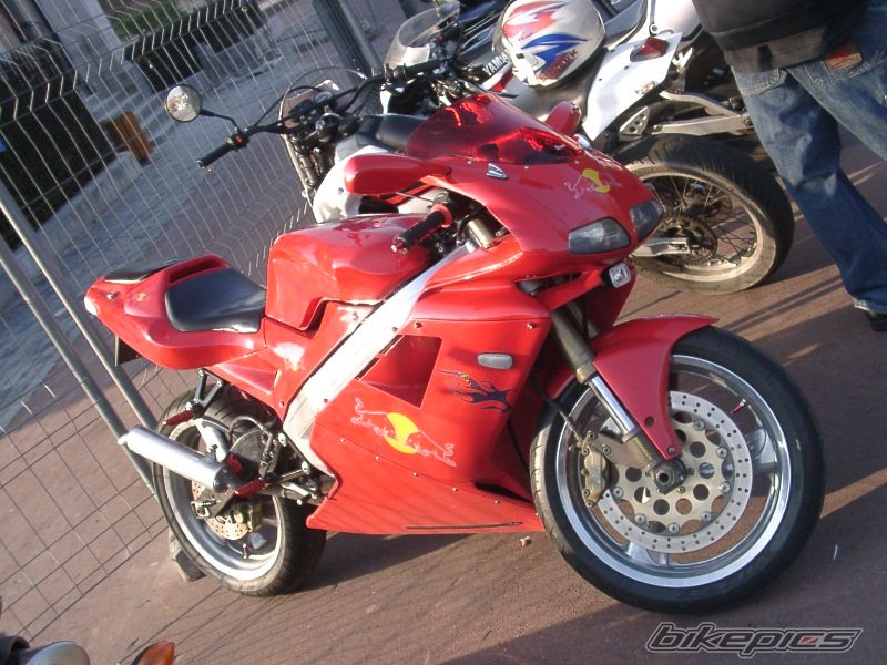 Photo 2076178