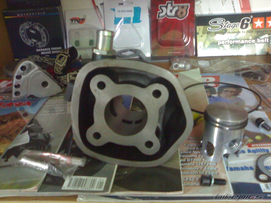 Photo 2076260
