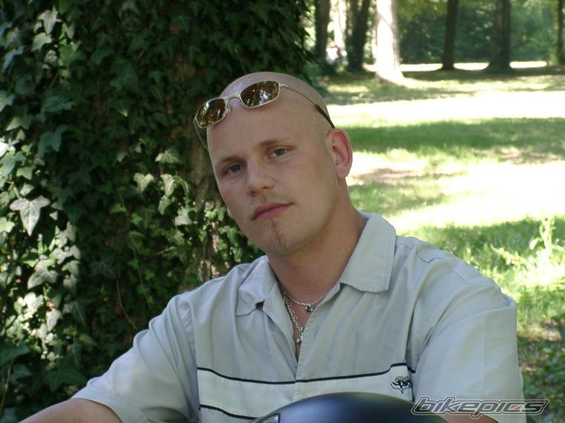 Photo 2076300