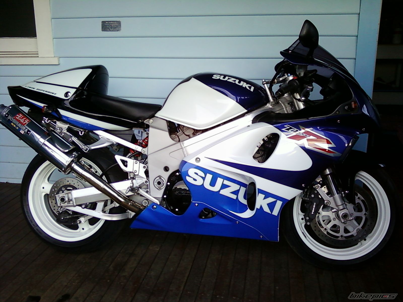 Photo 2076443