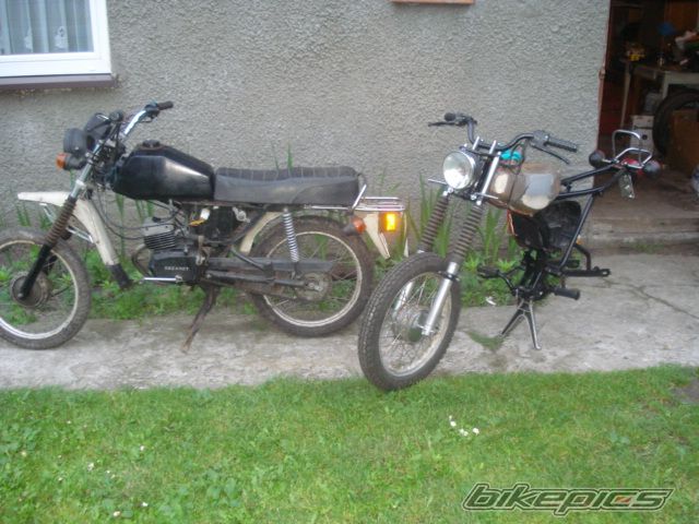 Photo 2076460
