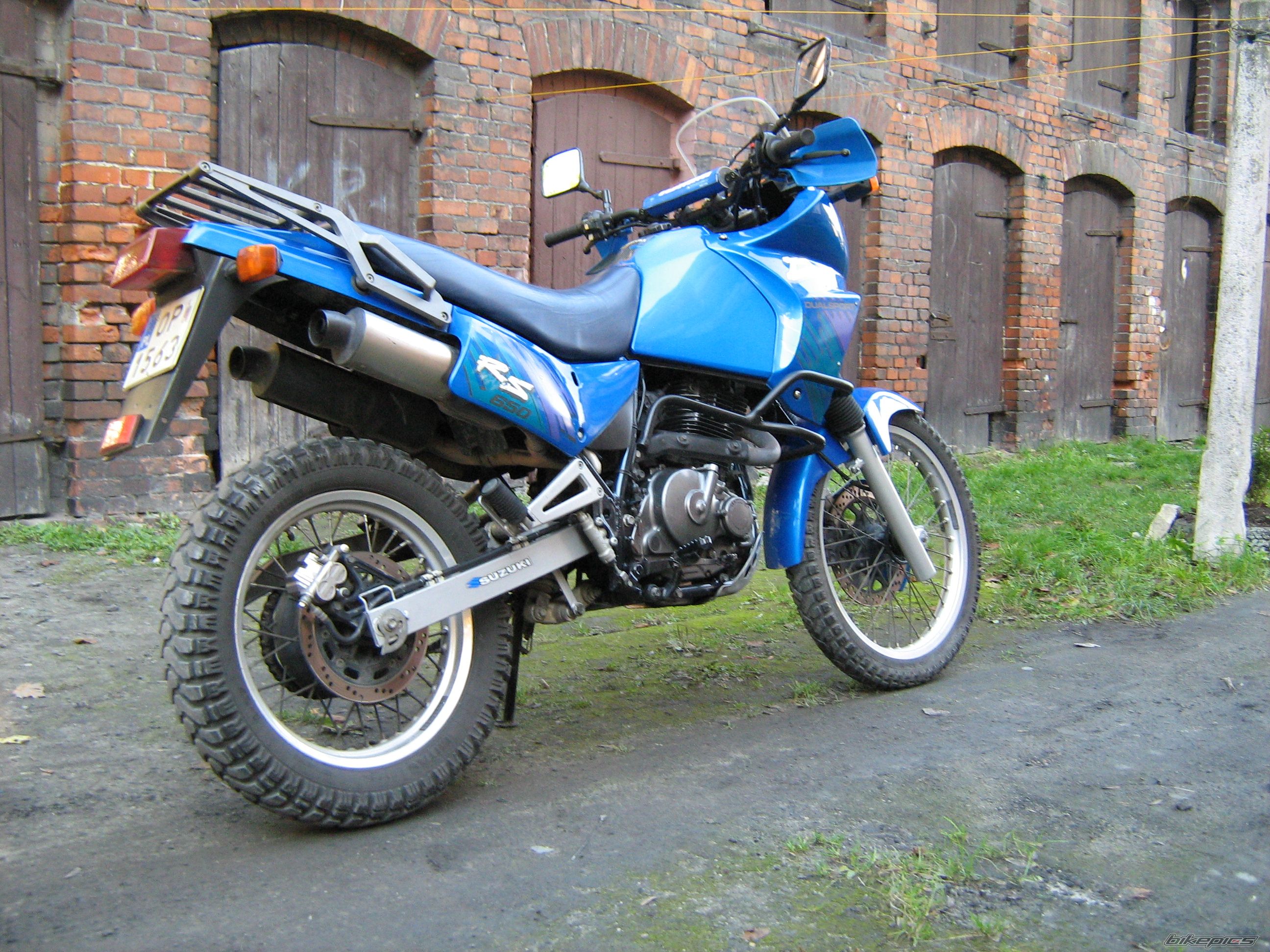 Photo 2076550