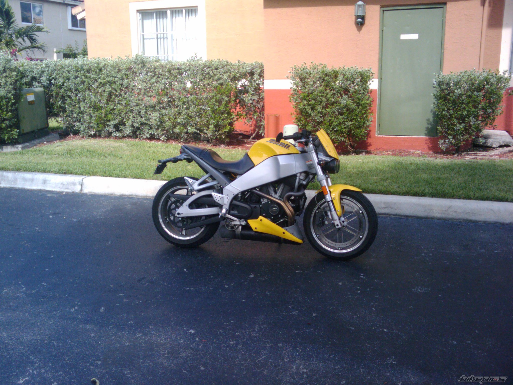 Photo 2076593