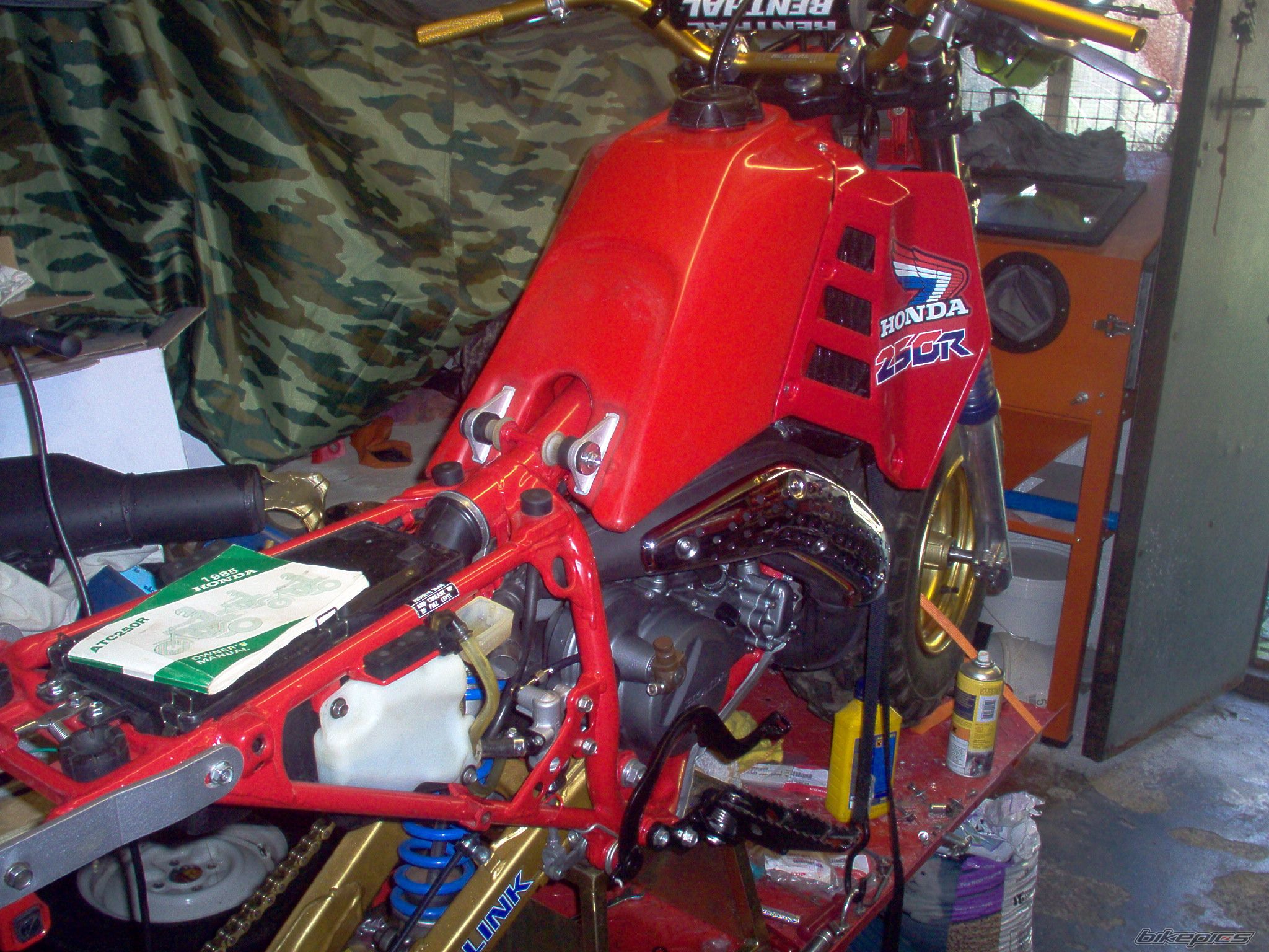 Photo 2076640