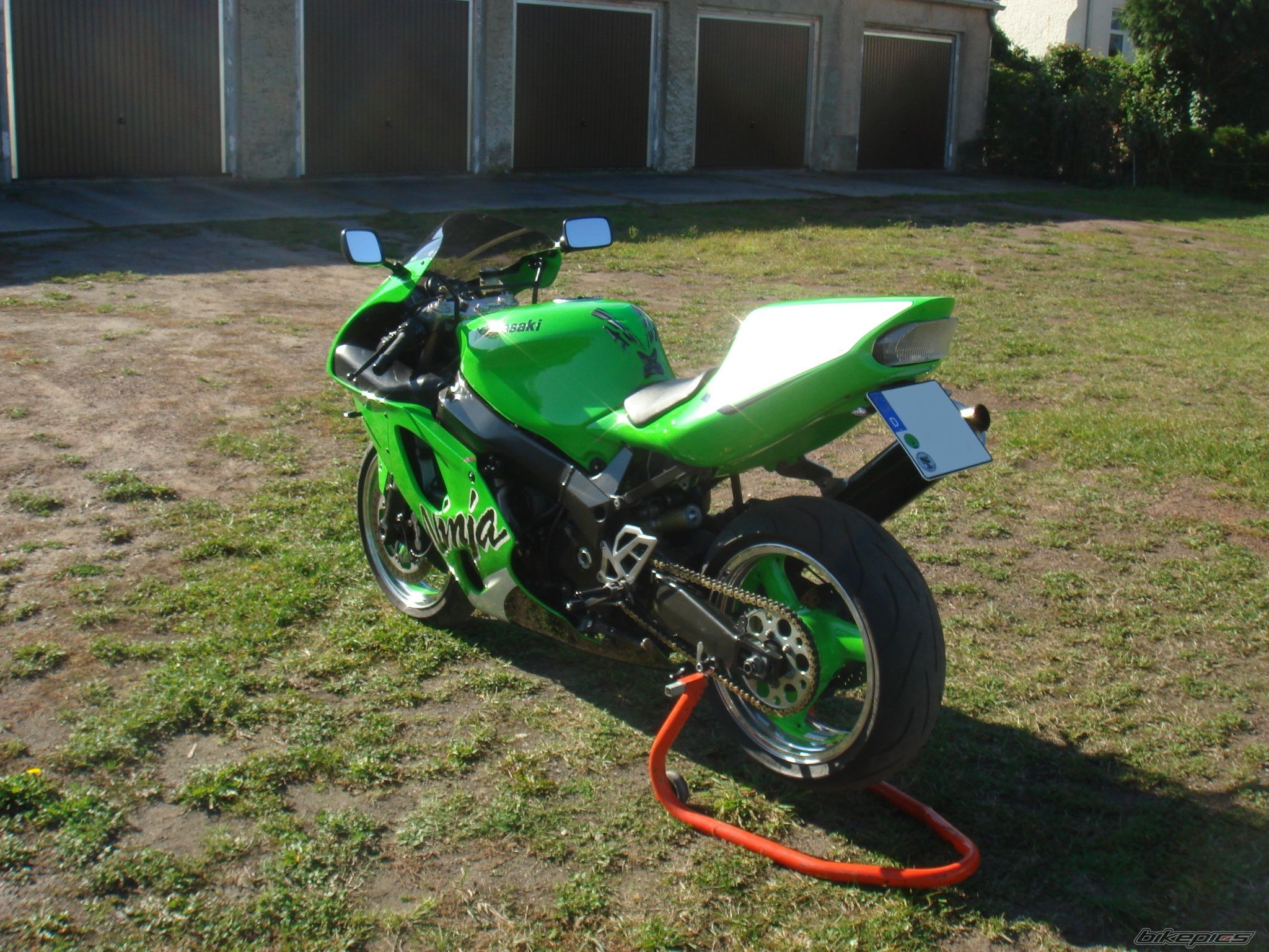 Photo 2076874