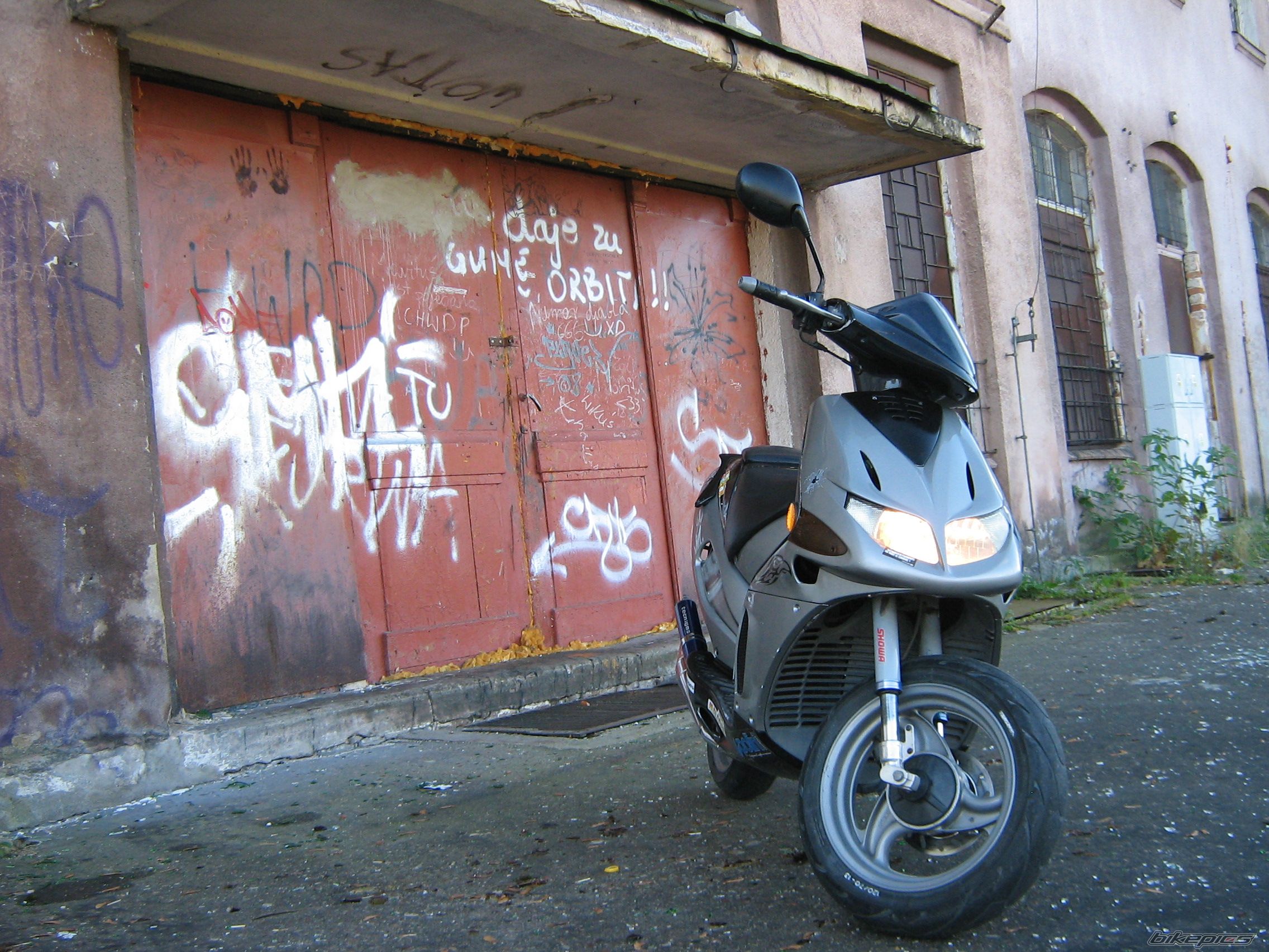 Photo 2076916