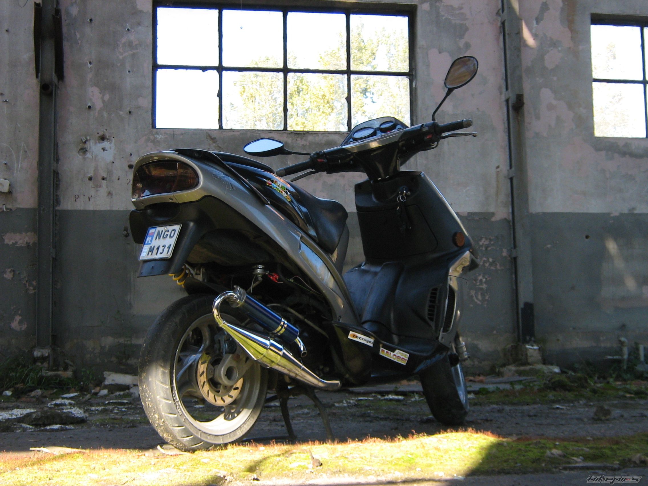 Photo 2076929