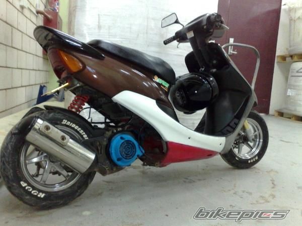 Photo 2076950