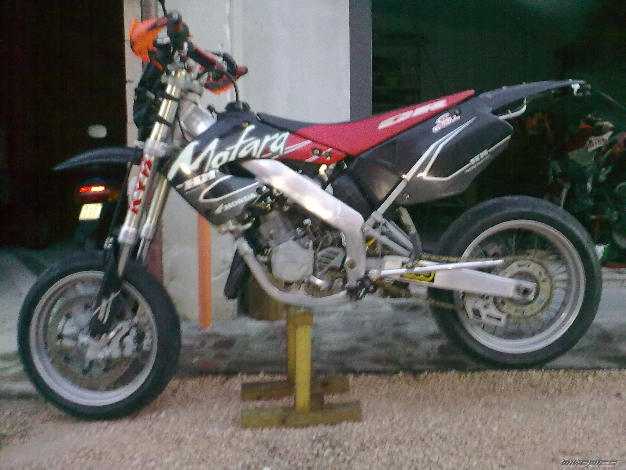 Photo 2076962