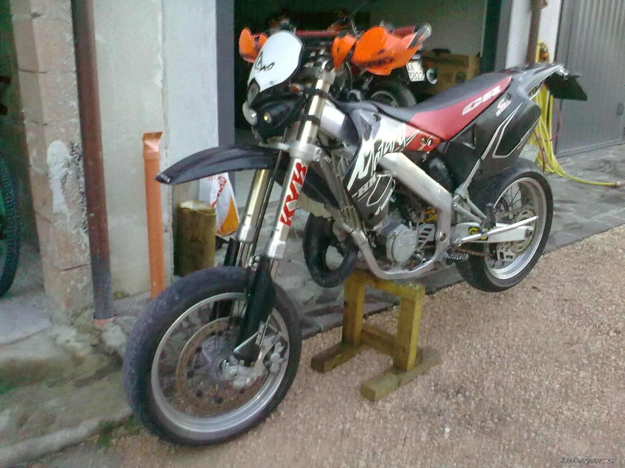 Photo 2076965