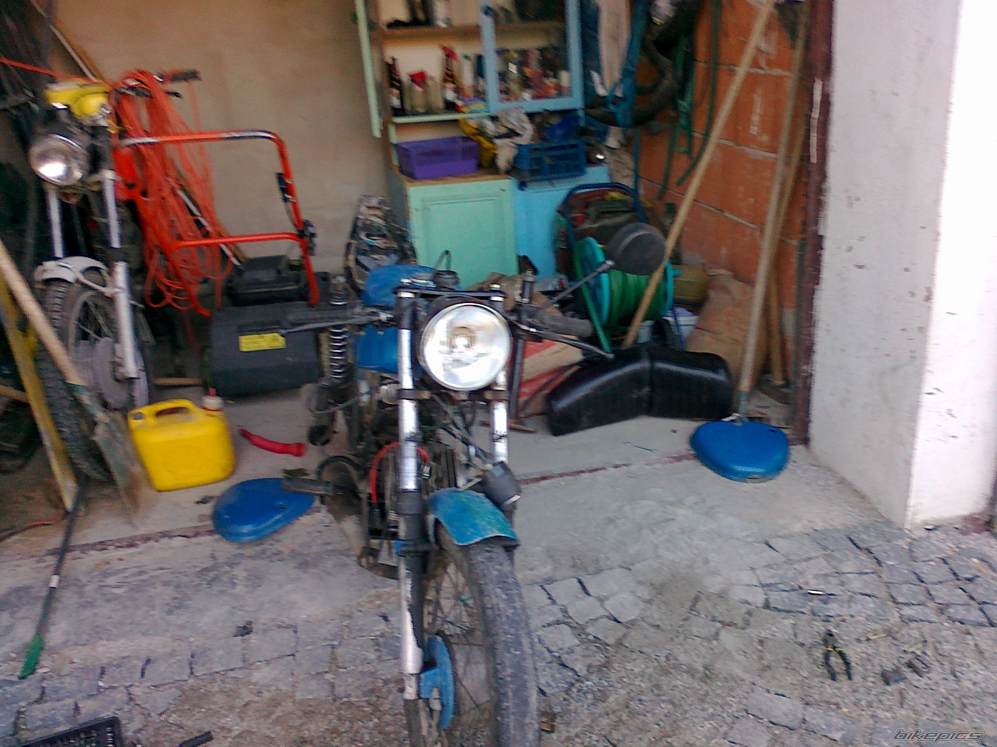 Photo 2077001